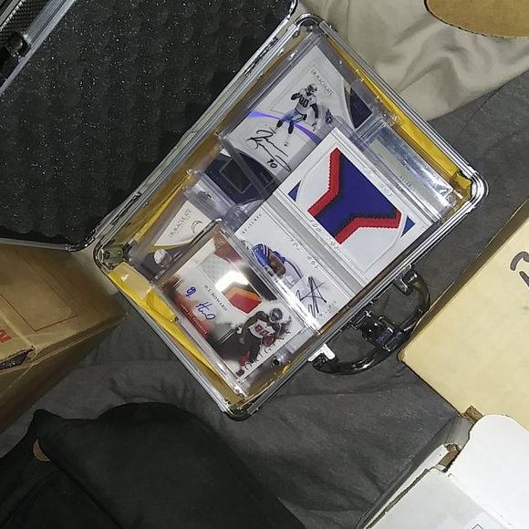 Hobby Box!! Random/price drop!!! Tier 3/3 Pack Bundle